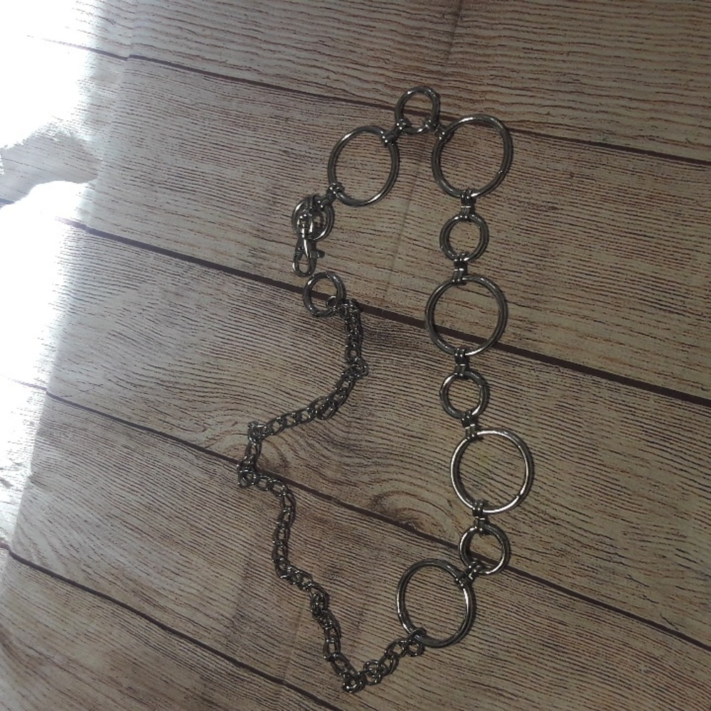 Women's silver circle with chain belt